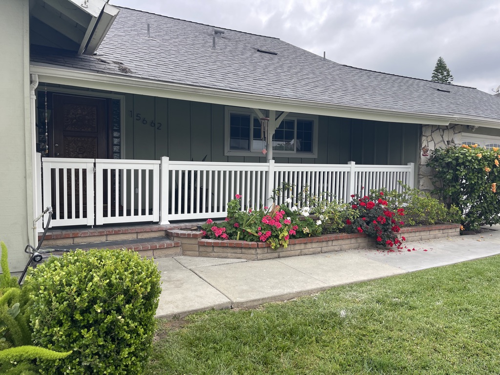 vinyl porch railing in Anaheim, CA